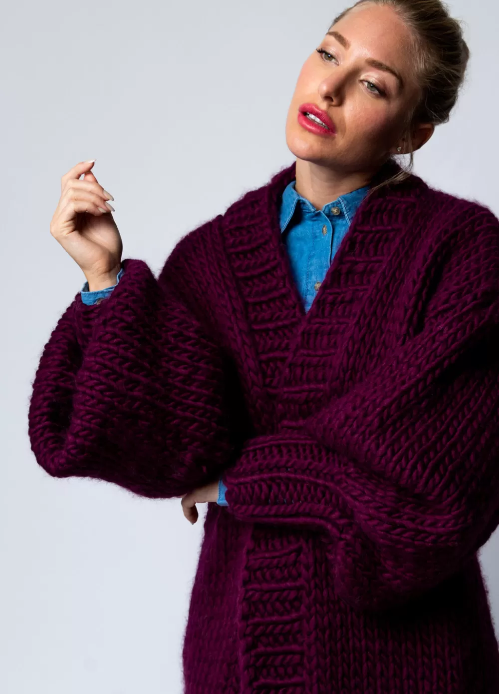 Store We Are Knitters Drop A Star Cardigan Kit TheWoolBordeaux