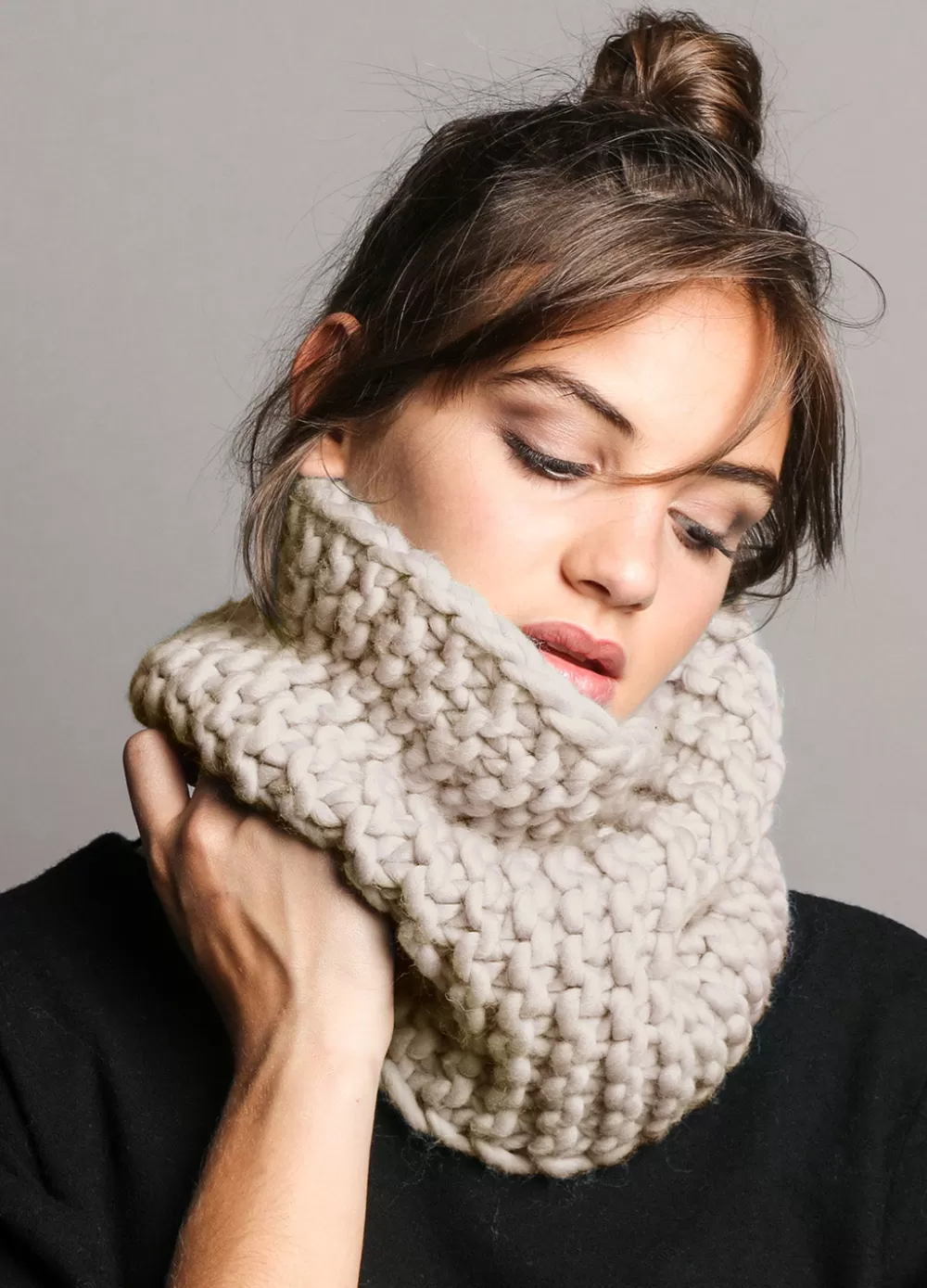 Best Sale We Are Knitters Himba Snood Kit TheWoolPearlGrey